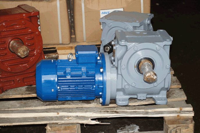 Мотор-редуктор МЧ-100